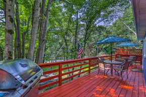 Updated Blakeslee Cottage with Fire Pit and Deck!